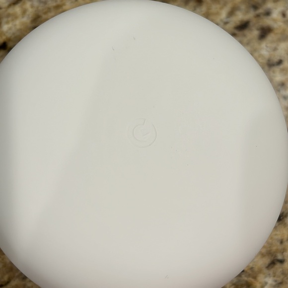 Google Nest Mesh WiFi Router and Point - Picture 6 of 8